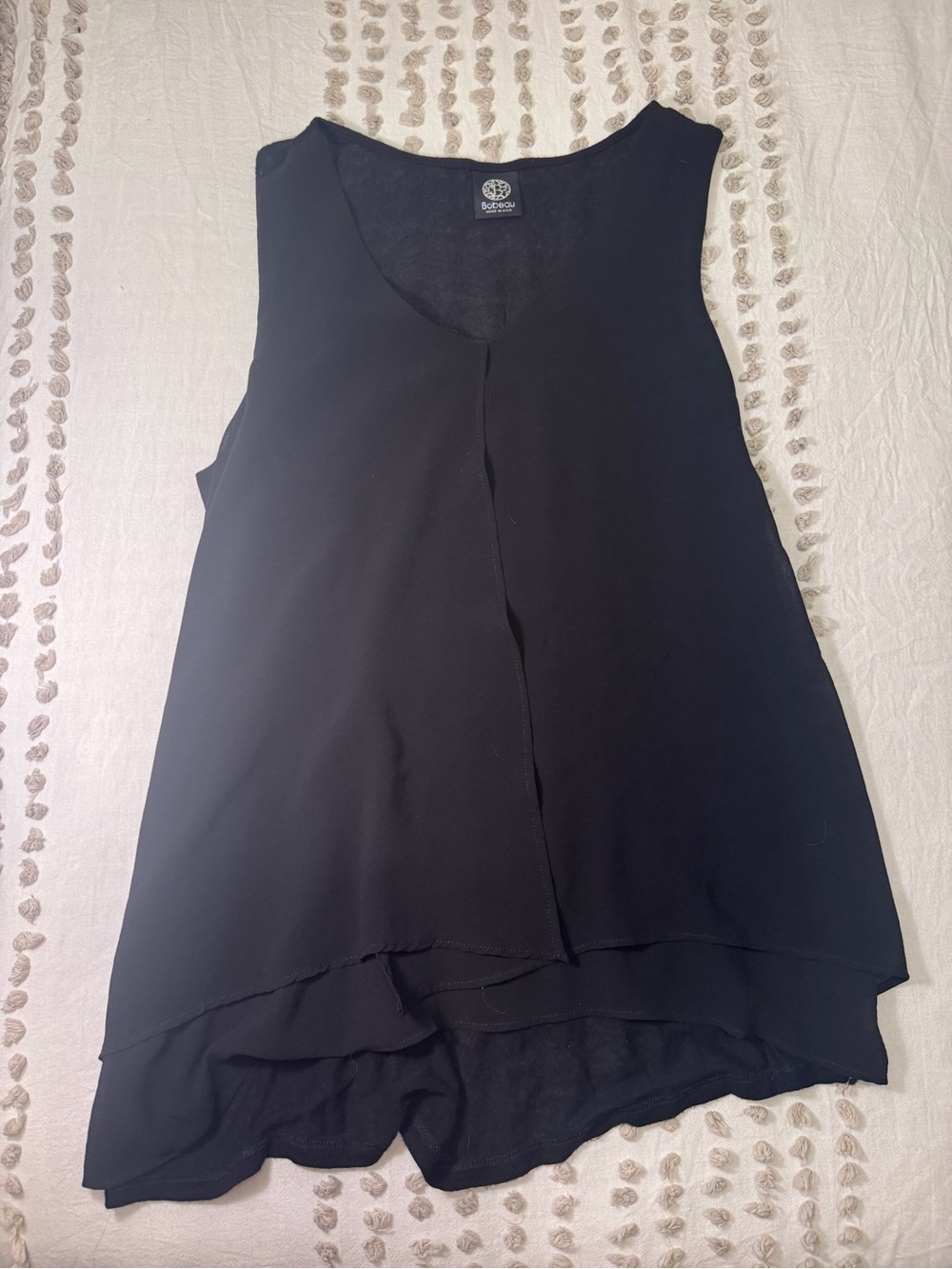 bobeau Black Sleeveless Layered V-Neck Camisole